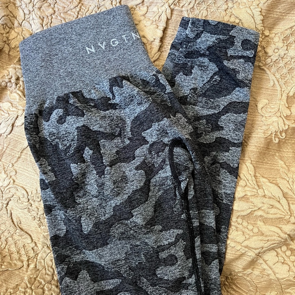 NVGTN leggings